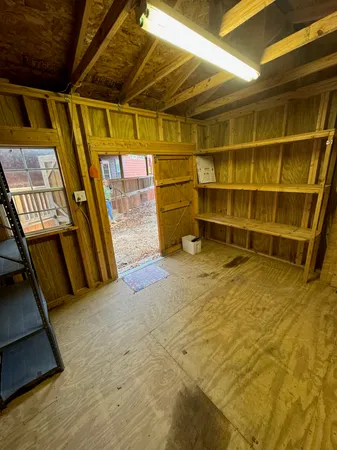 $1,600 | 13338 Longstreet Road, Willis, TX 77318