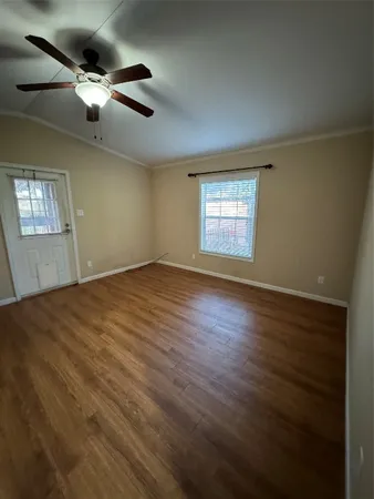 $1,600 | 13338 Longstreet Road, Willis, TX 77318