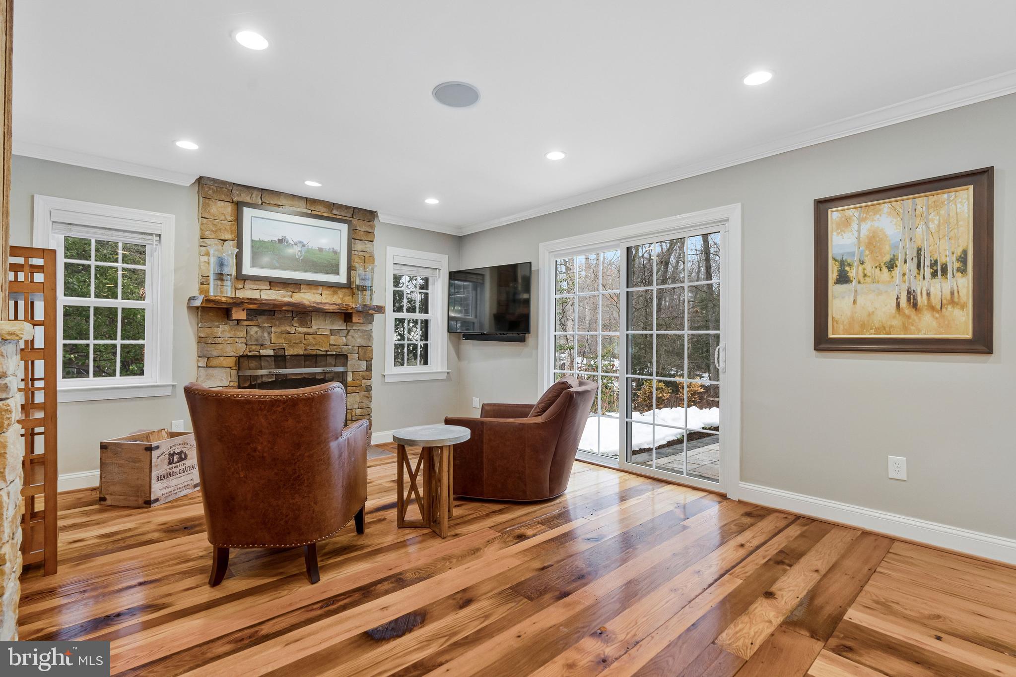 10912 Hunt Club Road Reston, VA 20190 - Photo 11 of 54 Gallery Image 11