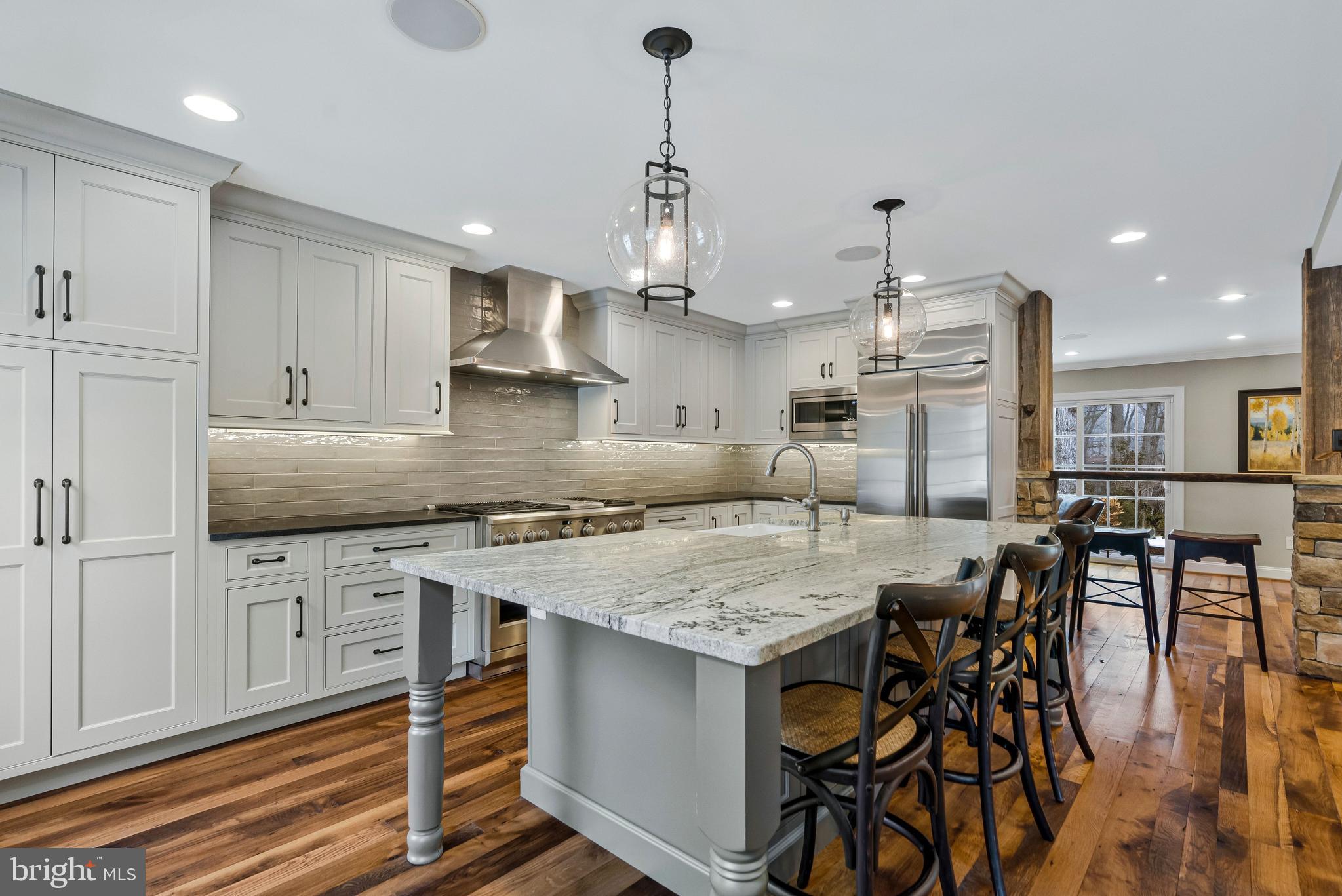 10912 Hunt Club Road Reston, VA 20190 - Photo 2 of 54 Gallery Image 2