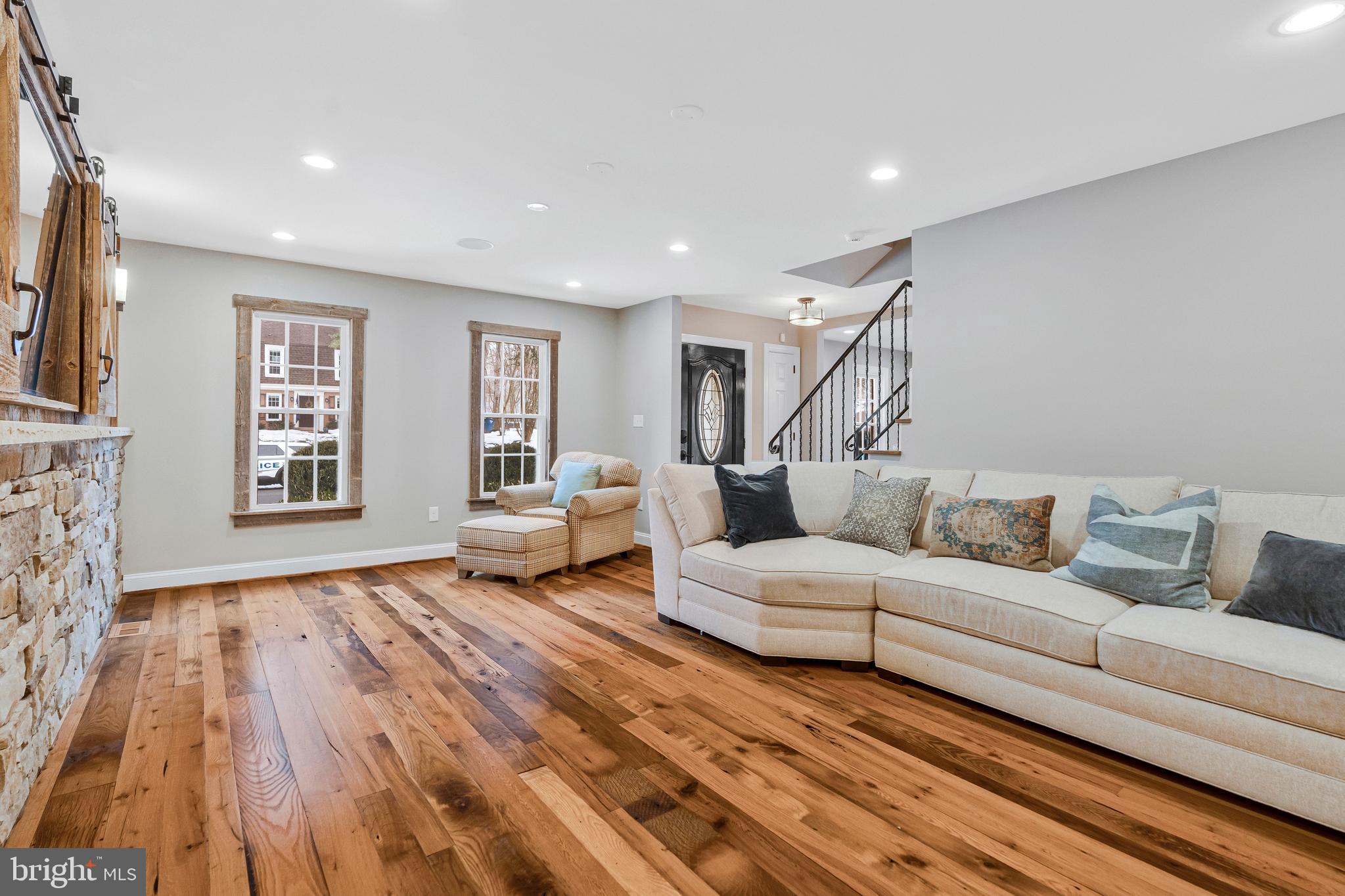 10912 Hunt Club Road Reston, VA 20190 - Photo 21 of 54 Gallery Image 21