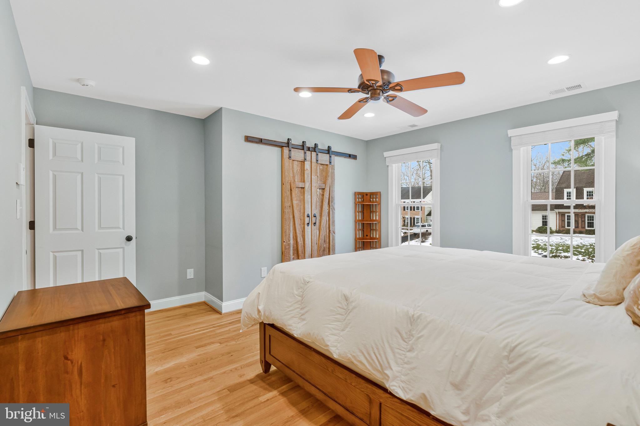 10912 Hunt Club Road Reston, VA 20190 - Photo 24 of 54 Gallery Image 24