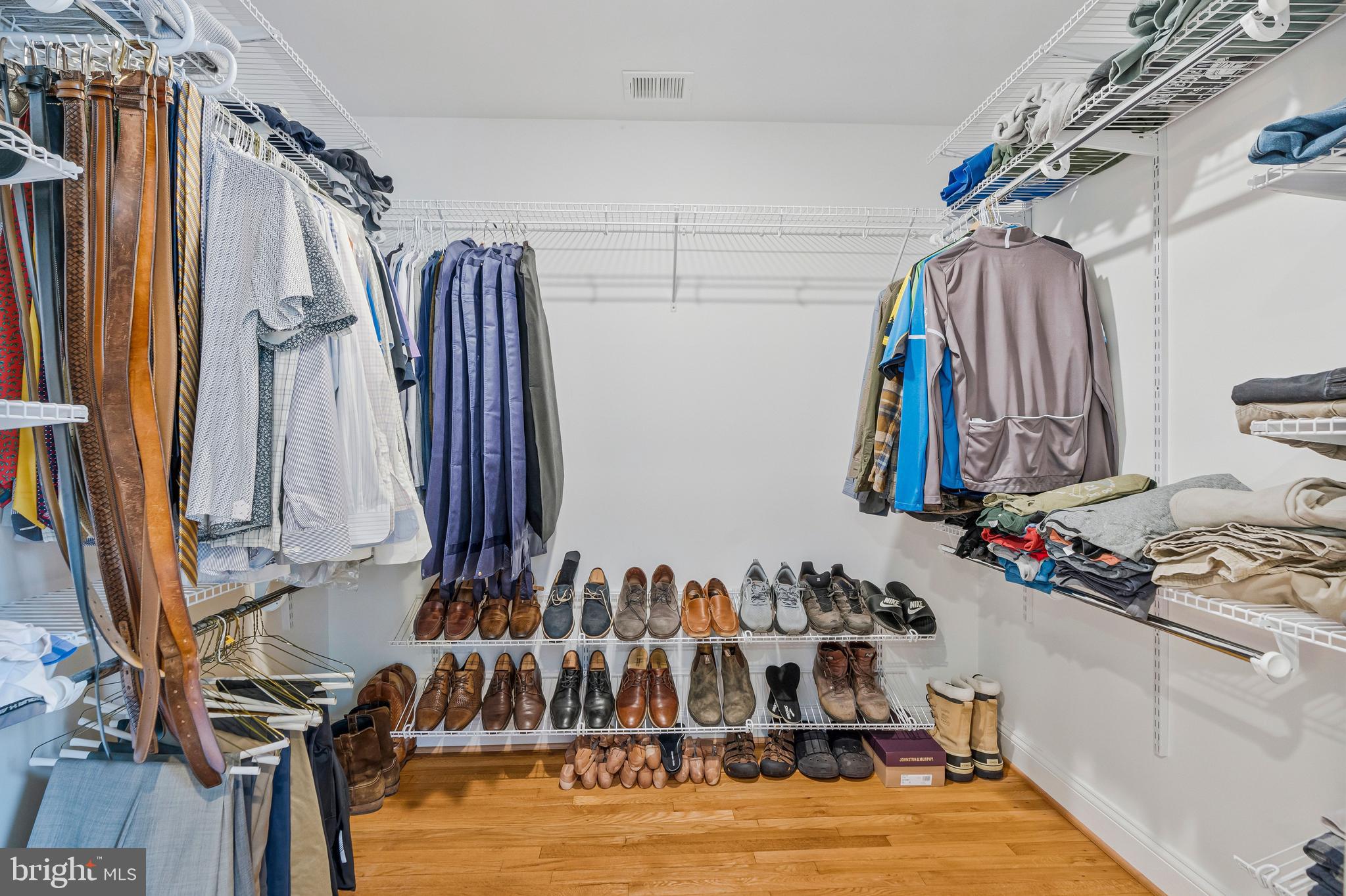 10912 Hunt Club Road Reston, VA 20190 - Photo 26 of 54 Gallery Image 26