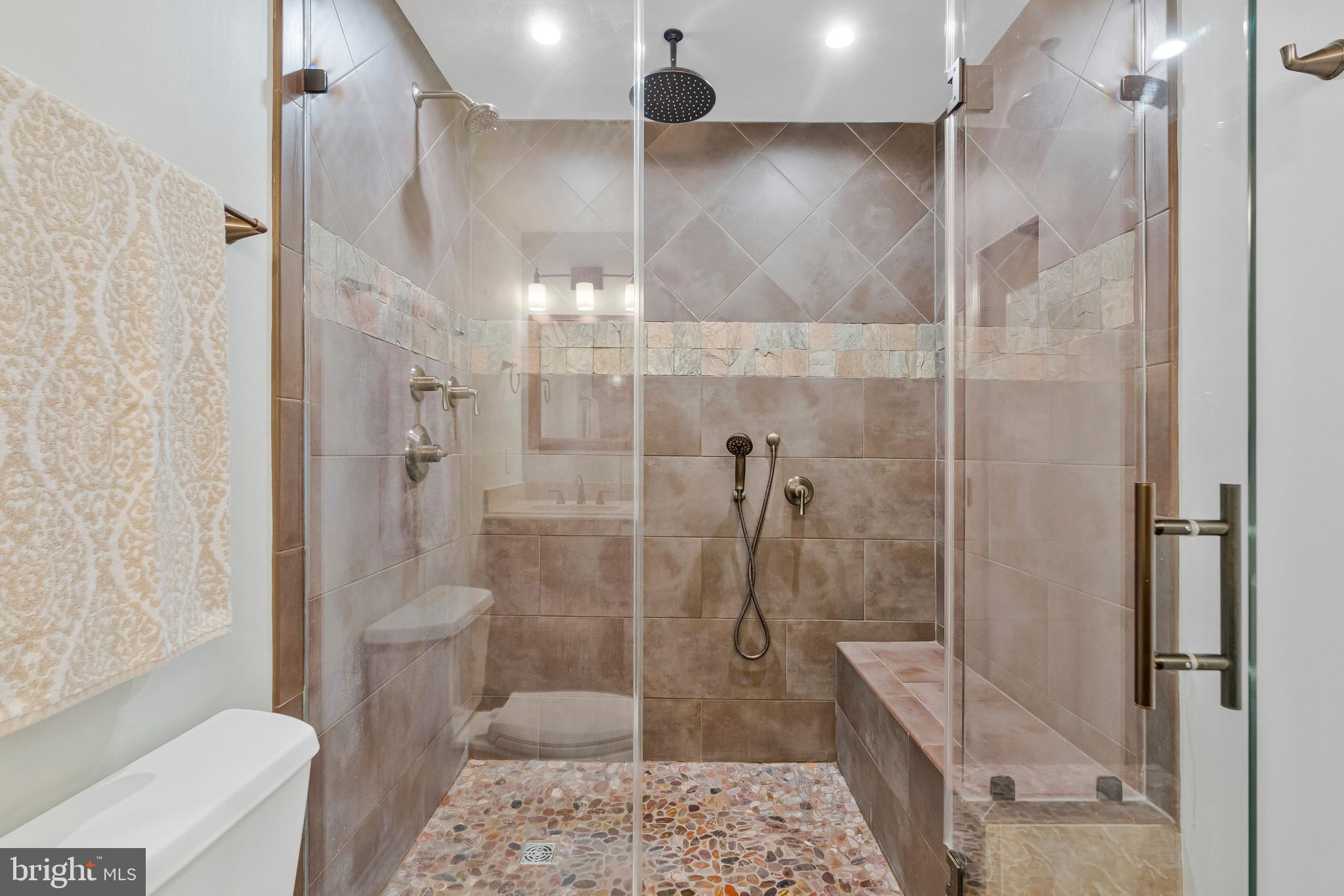 10912 Hunt Club Road Reston, VA 20190 - Photo 28 of 54 Gallery Image 28