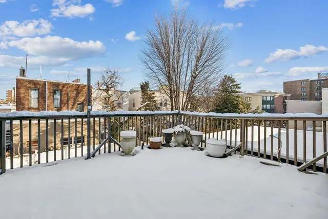 $2,800 | 132 Dodd Street, Unit 2, Weehawken, NJ 07086