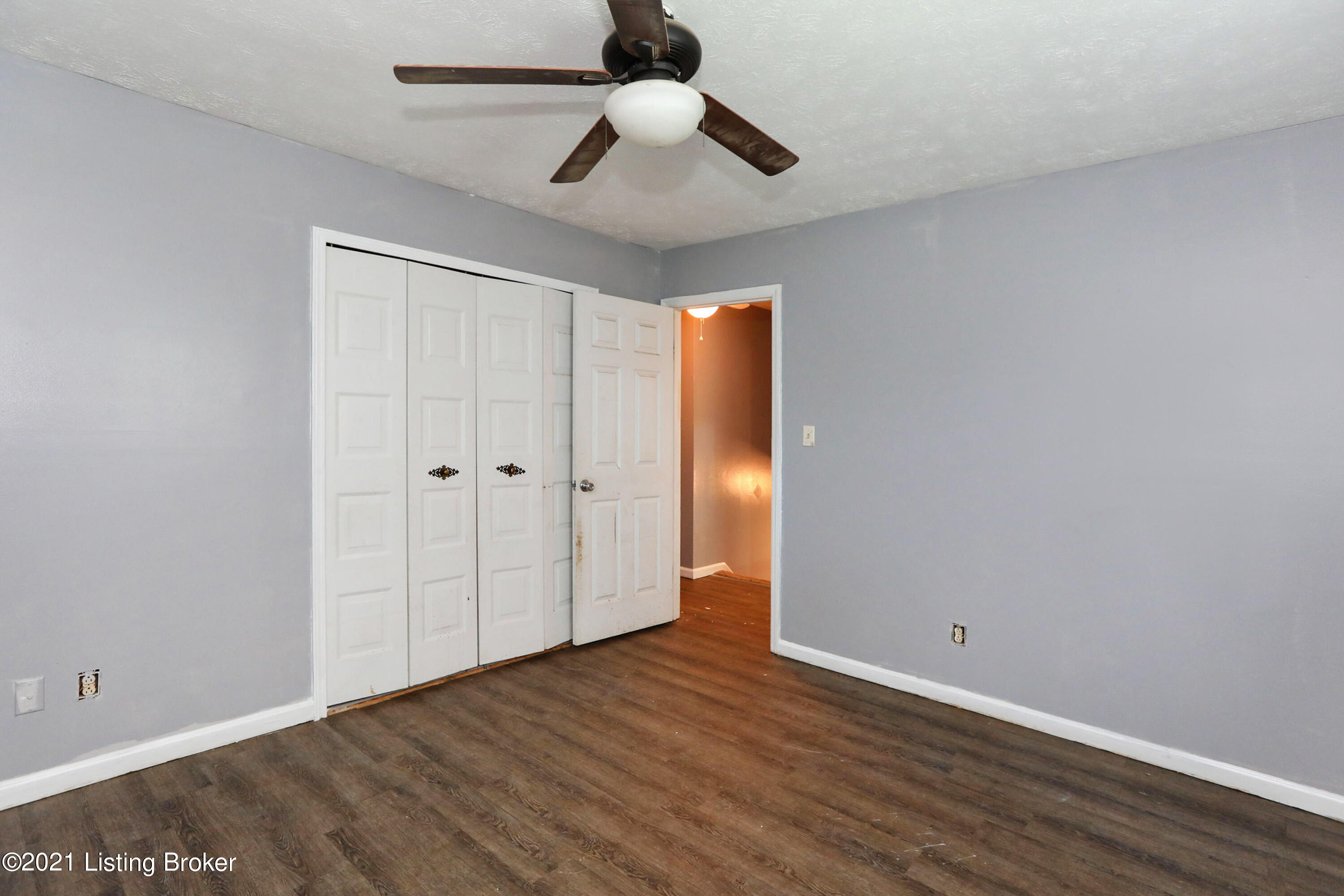 4510 Gaudet Road Jeffersontown, KY 40299 - Photo 18 of 33 019