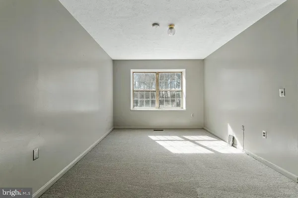$3,100 | 10477 Campus Way South, Upper Marlboro, MD 20774