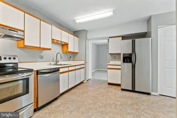 $3,100 | 10477 Campus Way South, Upper Marlboro, MD 20774