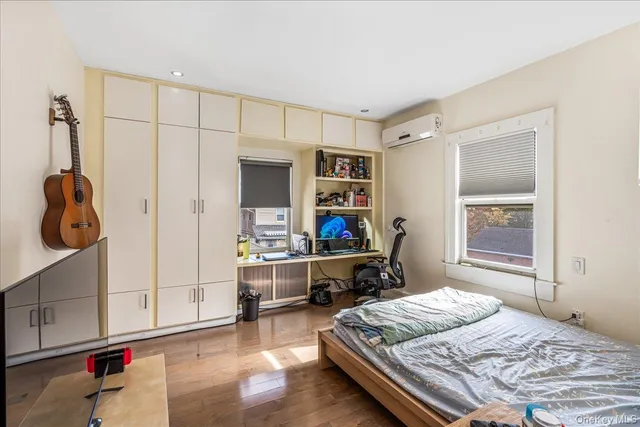 $1,399,000 | 42-11 208th Street | Bayside