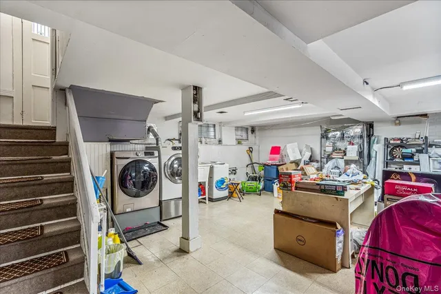 $1,399,000 | 42-11 208th Street | Bayside