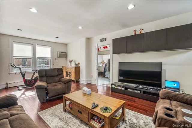 $1,399,000 | 42-11 208th Street | Bayside