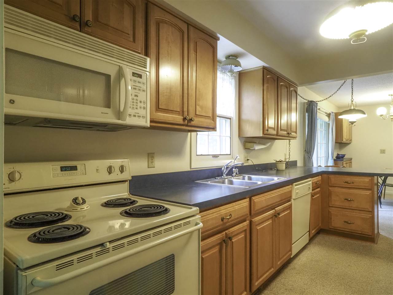 1349 West Long Lake Road Traverse City, MI 49685 - Photo 5 of 49 1876263-4.JPG