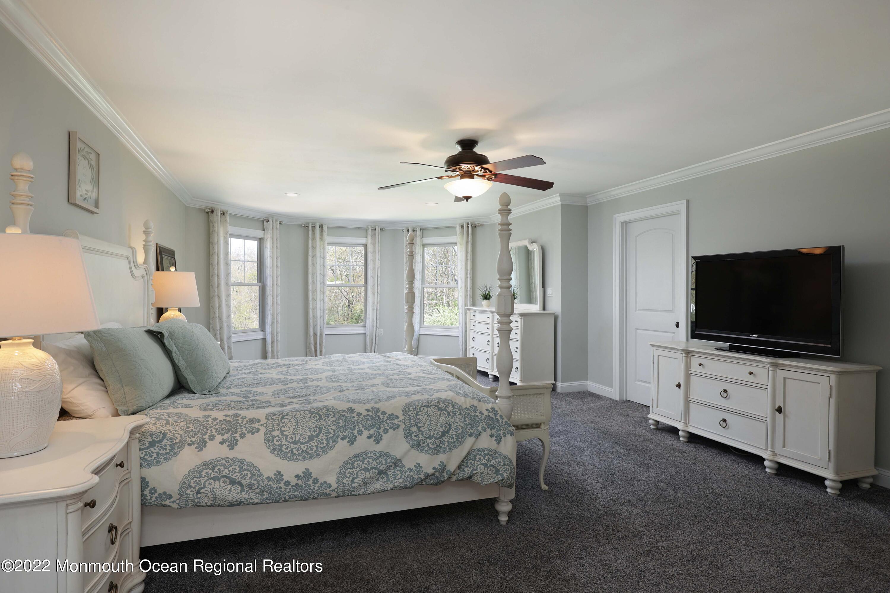 187 Oak Glen Road Howell, NJ 07731 - Photo 3 of 44 758A2597