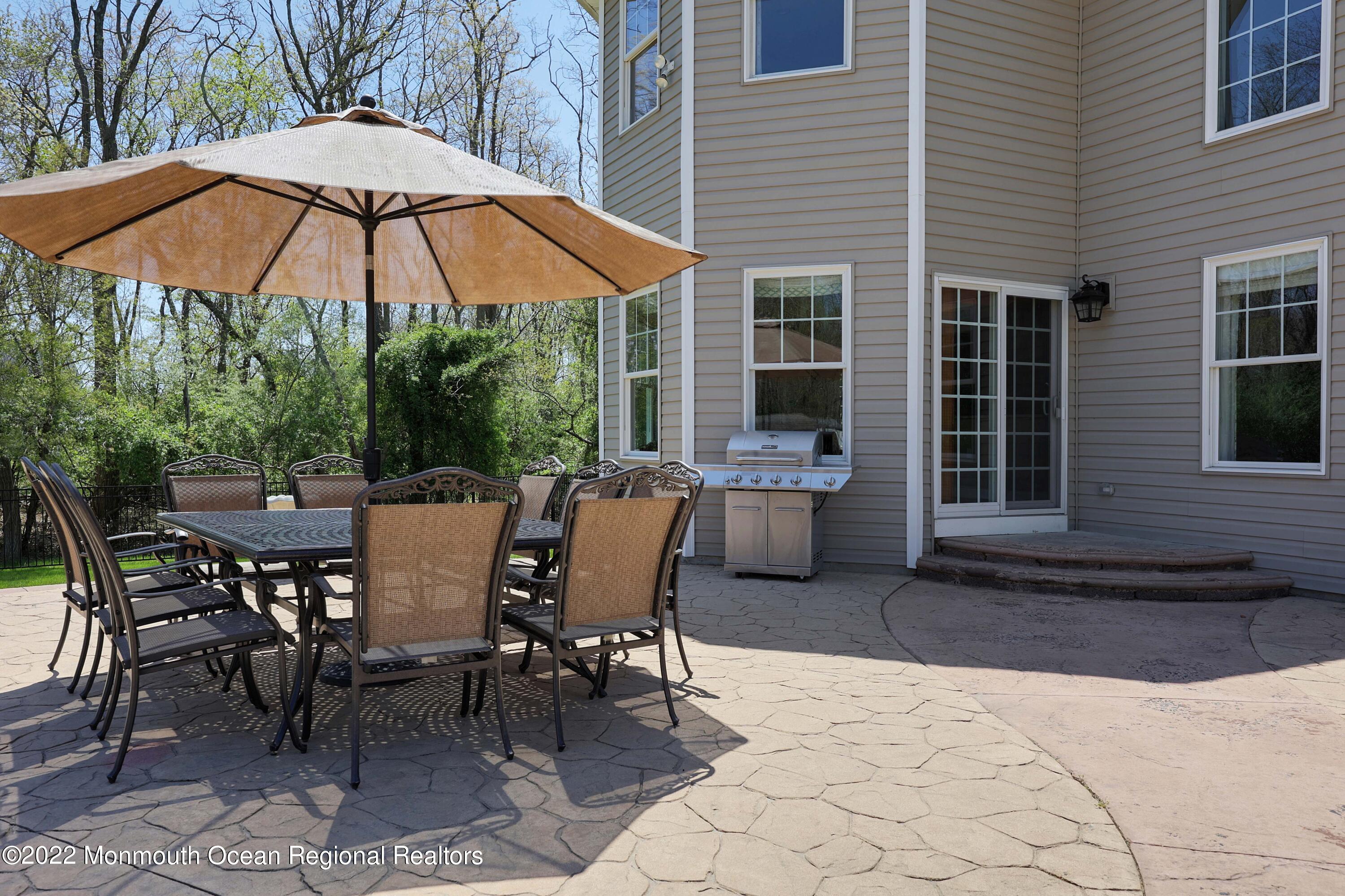 187 Oak Glen Road Howell, NJ 07731 - Photo 8 of 44 758A2376_77_78_79_80