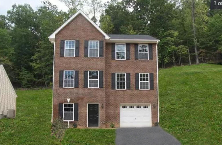 HR-23 Front Elevation PS