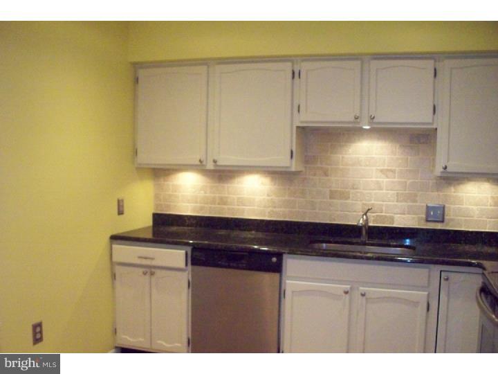 237 Valley Stream Lane Wayne, PA 19087 - Photo 3 of 14 Gallery Image 3