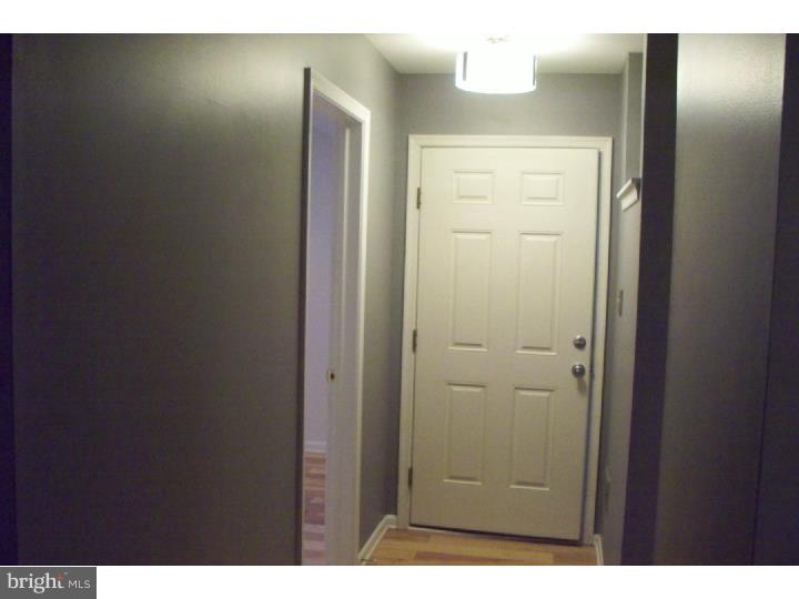 237 Valley Stream Lane Wayne, PA 19087 - Photo 8 of 14 Gallery Image 8