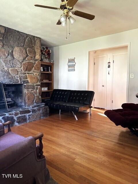 1681 Ridgeway Drive Kingsport, TN 37664 - Photo 5 of 10 4