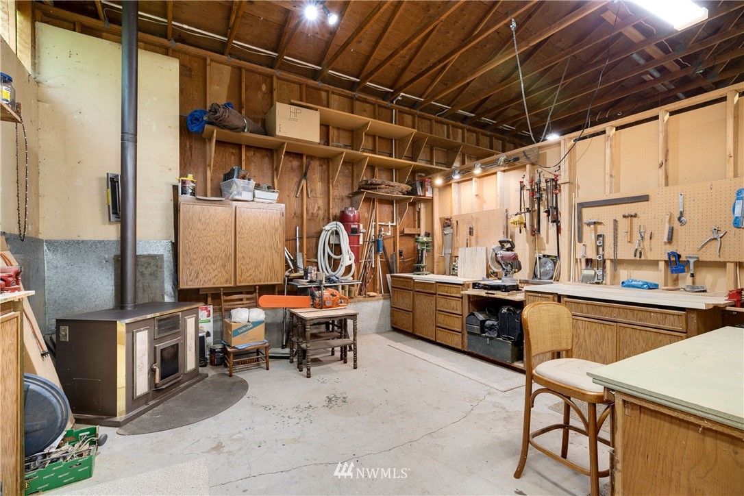 5915 Johnson Point Road Northeast Olympia, WA 98516 - Photo 35 of 39 Gallery Image 35