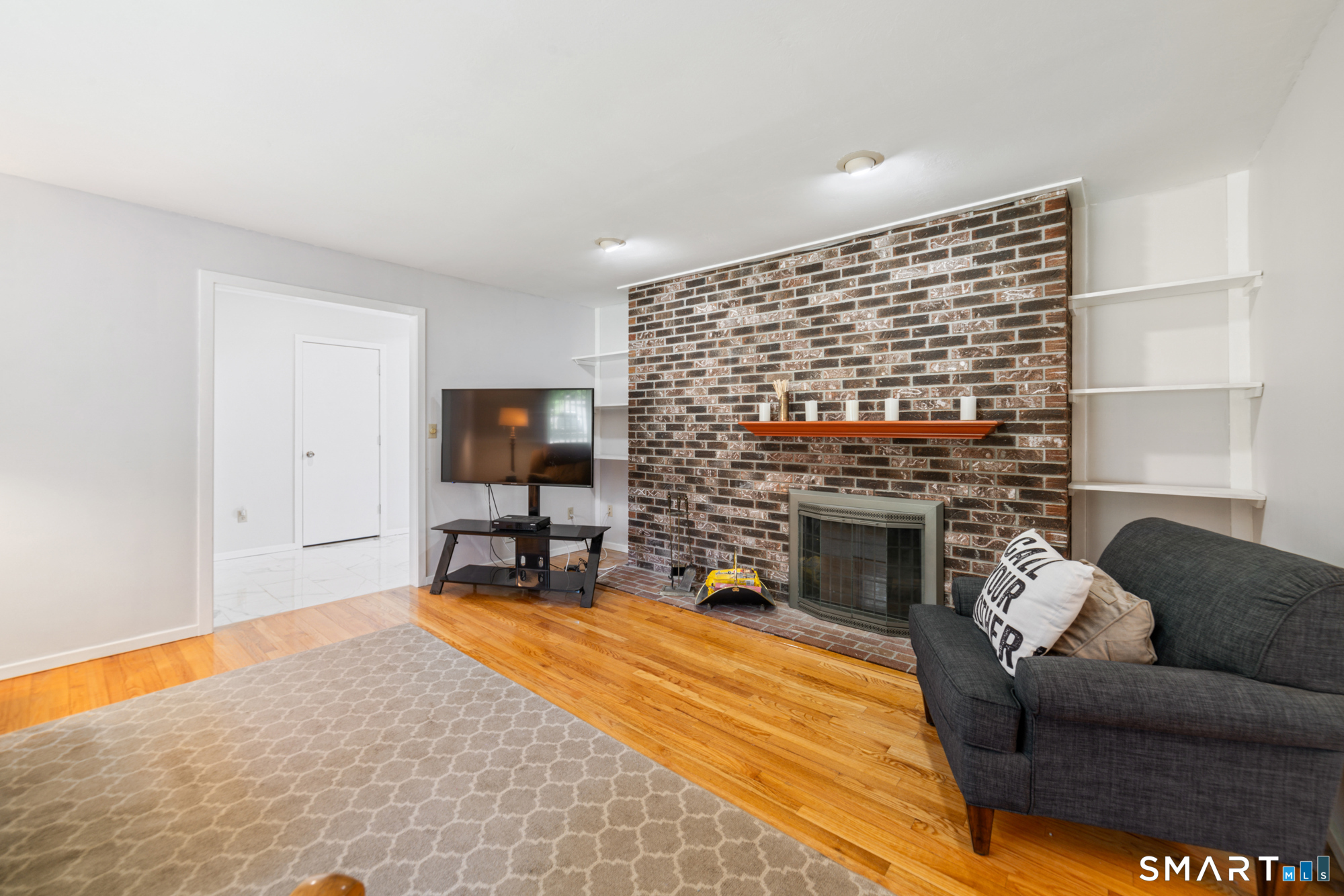 275 Wheelers Farm Road Milford, CT 06461 - Photo 9 of 34 Gallery Image 9