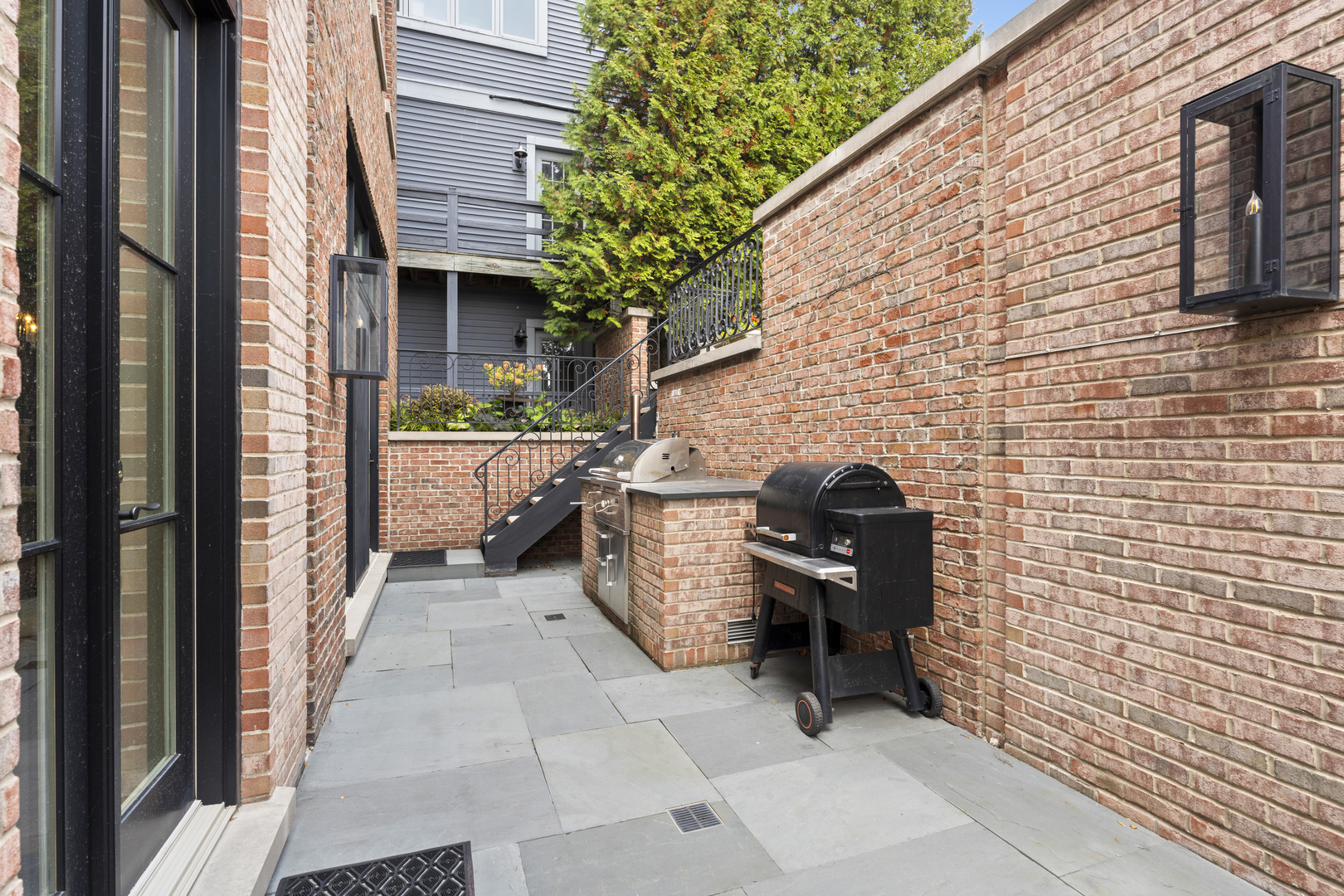 1755 North Mohawk Street Chicago, IL 60614 - Photo 46 of 59