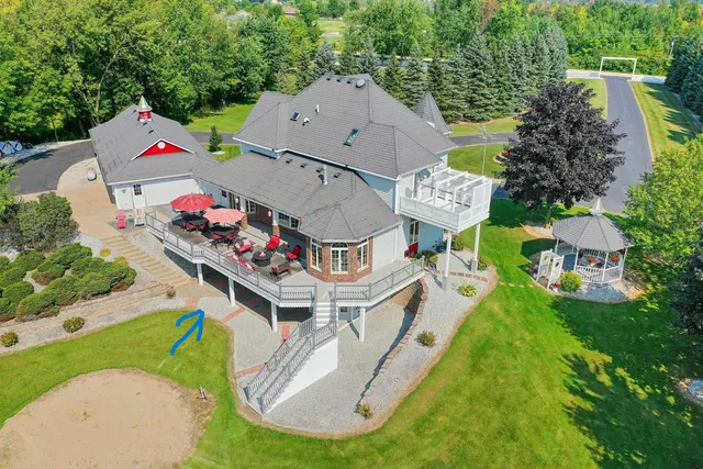$1,177,000 | 4432 Mill Road, Denmark, WI 54208