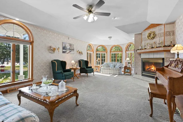 $1,177,000 | 4432 Mill Road, Denmark, WI 54208