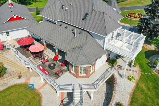 $1,177,000 | 4432 Mill Road, Denmark, WI 54208