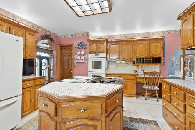 $1,177,000 | 4432 Mill Road, Denmark, WI 54208