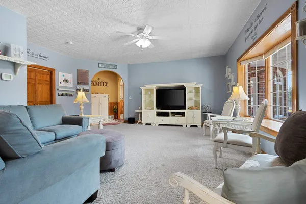 $1,177,000 | 4432 Mill Road, Denmark, WI 54208