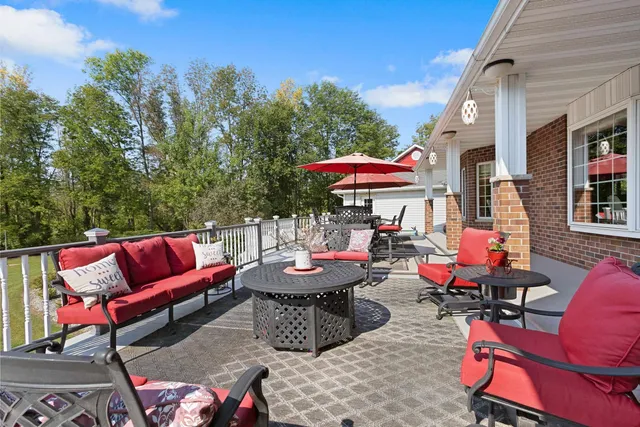 $1,177,000 | 4432 Mill Road, Denmark, WI 54208