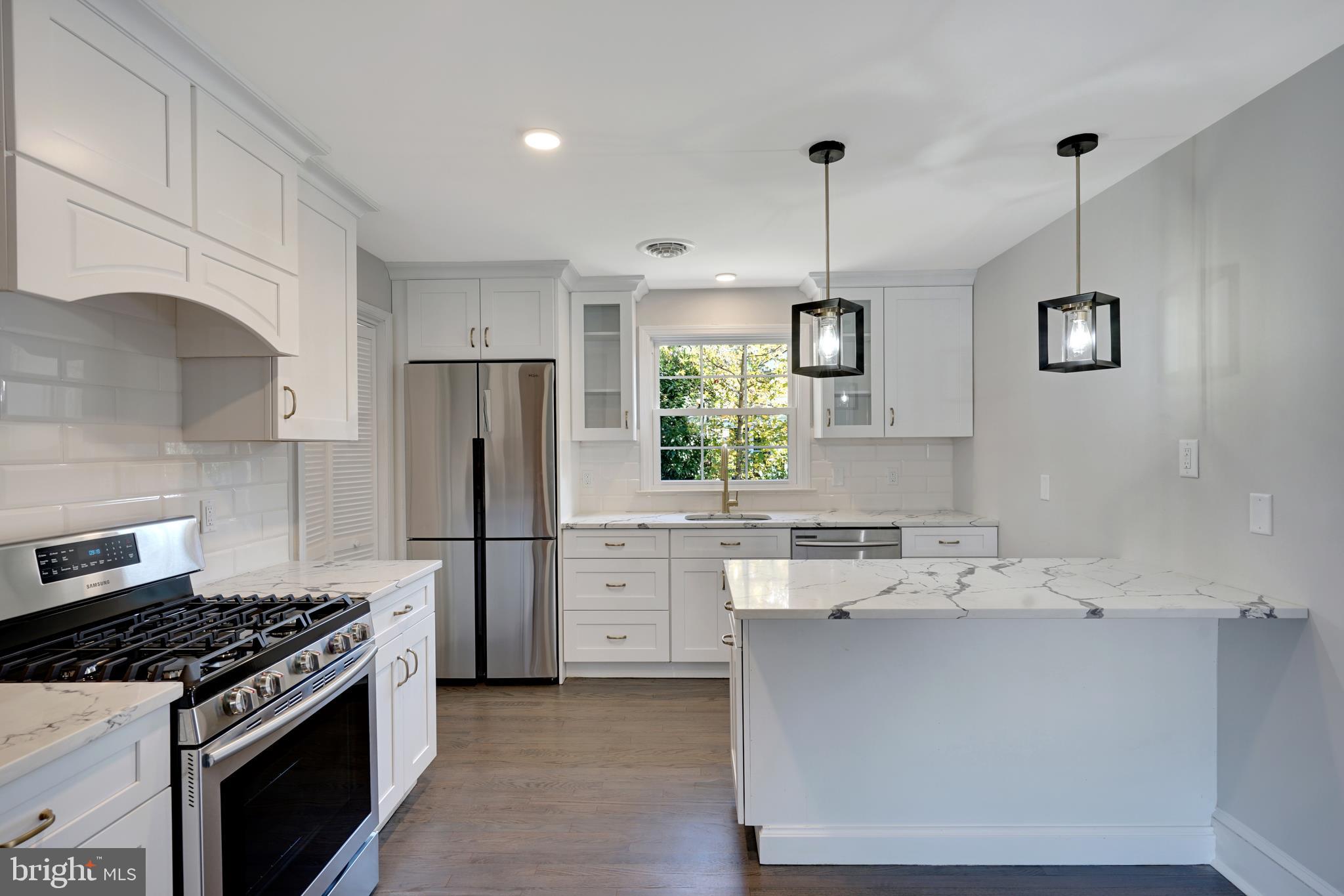 10 Upland Way Haddonfield, NJ 08033 - Photo 3 of 29