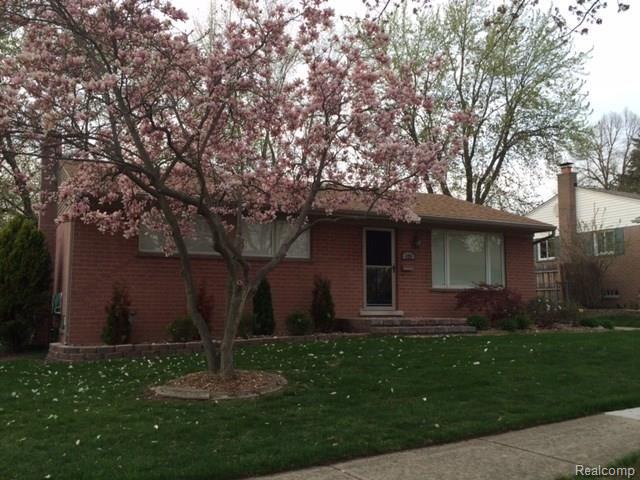429 Meadow Lane Rochester, MI 48307 - Photo 1 of 10