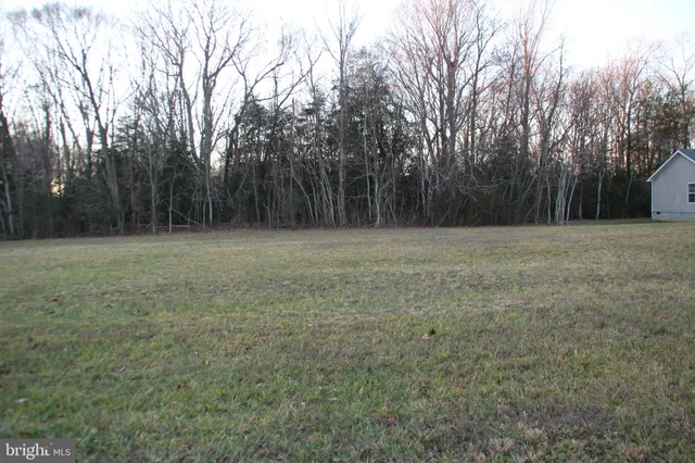 a view of house with a outdoor space