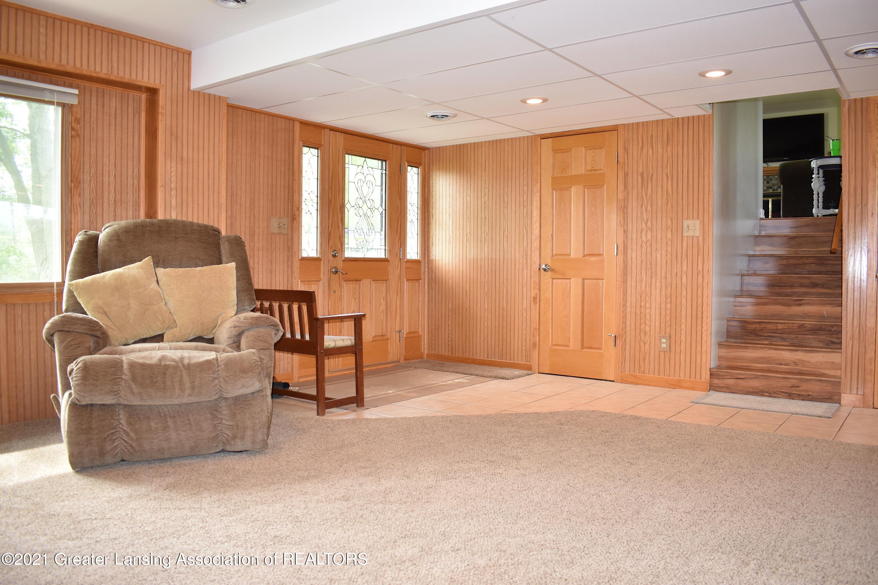 2989 Kalmbach Road Chelsea, MI 48118 - Photo 4 of 45 26