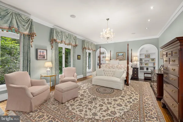 $4,950,000 | 1111 Crest Lane, McLean, VA 22101