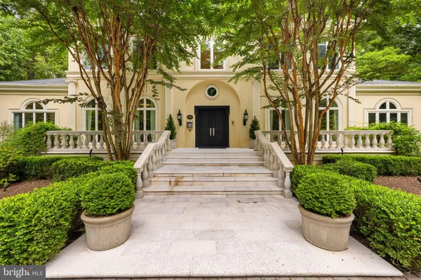 $4,950,000 | 1111 Crest Lane, McLean, VA 22101