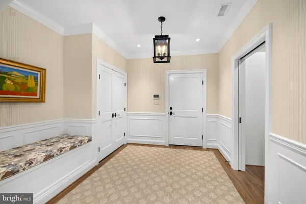 $4,950,000 | 1111 Crest Lane, McLean, VA 22101