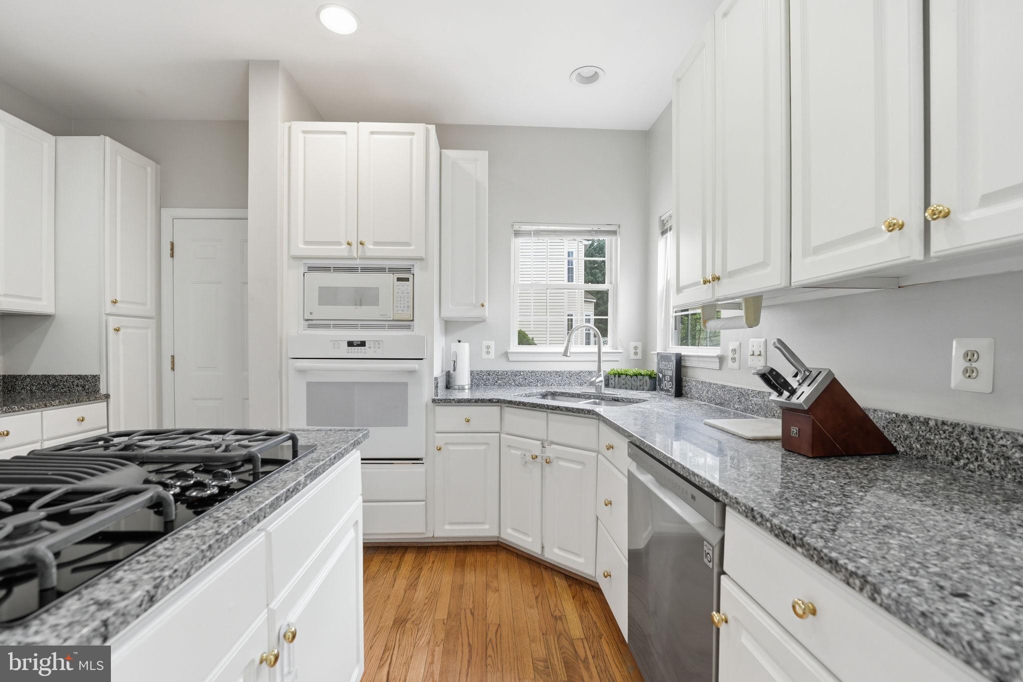 6355 Willowfield Way Springfield, VA 22150 - Photo 16 of 60