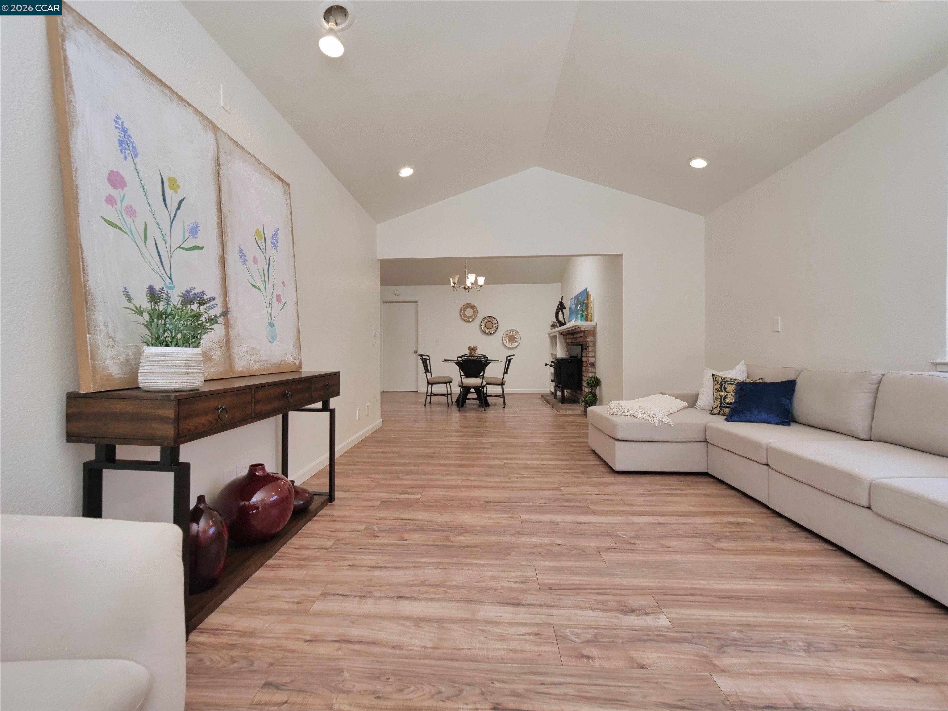 913 Seascape Circle Rodeo, CA 94572 - Photo 11 of 97 Gallery Image 11