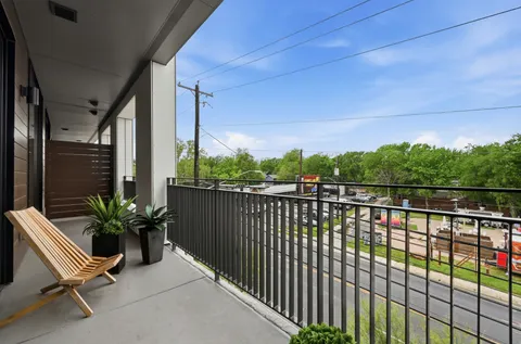 $465,600 | 2209 South 1st Street, Unit 313, Austin, TX 78704
