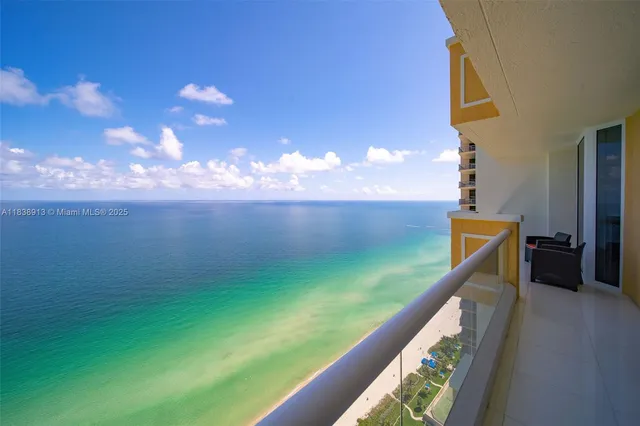 $18,250 | 17875 Collins Avenue, Unit 4205, Sunny Isles Beach, FL 33160