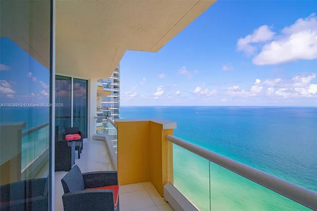 $18,250 | 17875 Collins Avenue, Unit 4205, Sunny Isles Beach, FL 33160