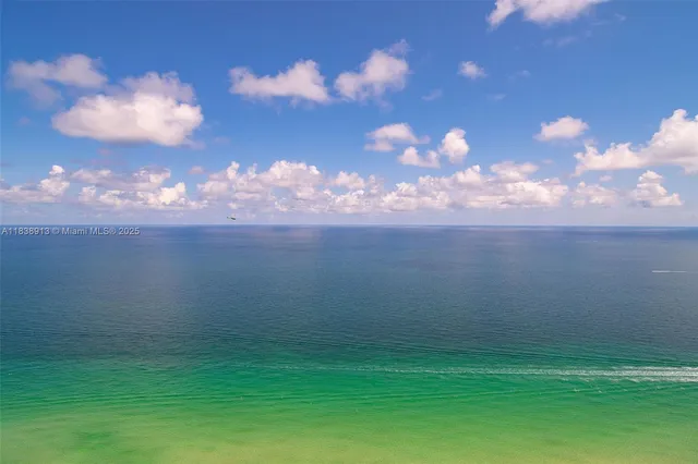 $18,250 | 17875 Collins Avenue, Unit 4205, Sunny Isles Beach, FL 33160