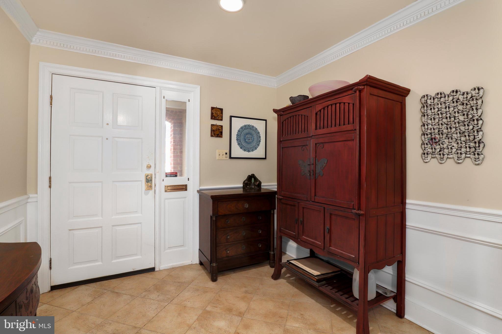 2648 North Glebe Road Arlington, VA 22207 - Photo 7 of 55 Gallery Image 7
