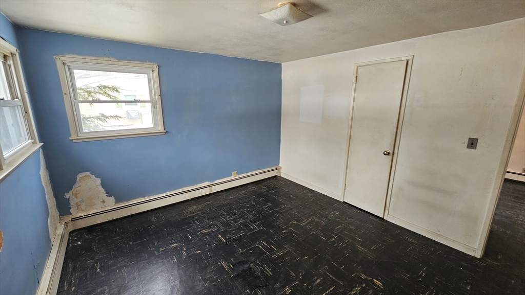 49 Corcoran Boulevard Springfield, MA 01118 - Photo 16 of 22