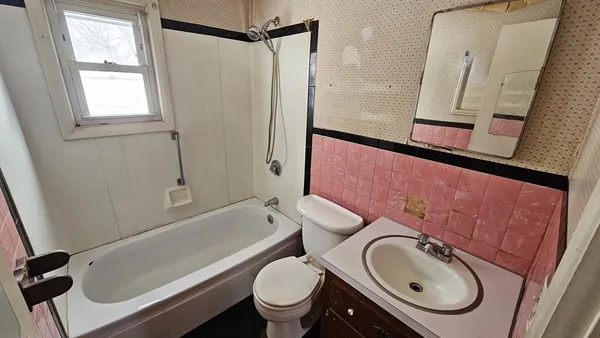 $191,000 | 49 Corcoran Boulevard, Springfield, MA 01118