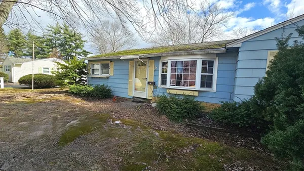 $191,000 | 49 Corcoran Boulevard, Springfield, MA 01118