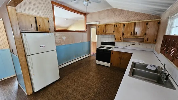 $191,000 | 49 Corcoran Boulevard, Springfield, MA 01118