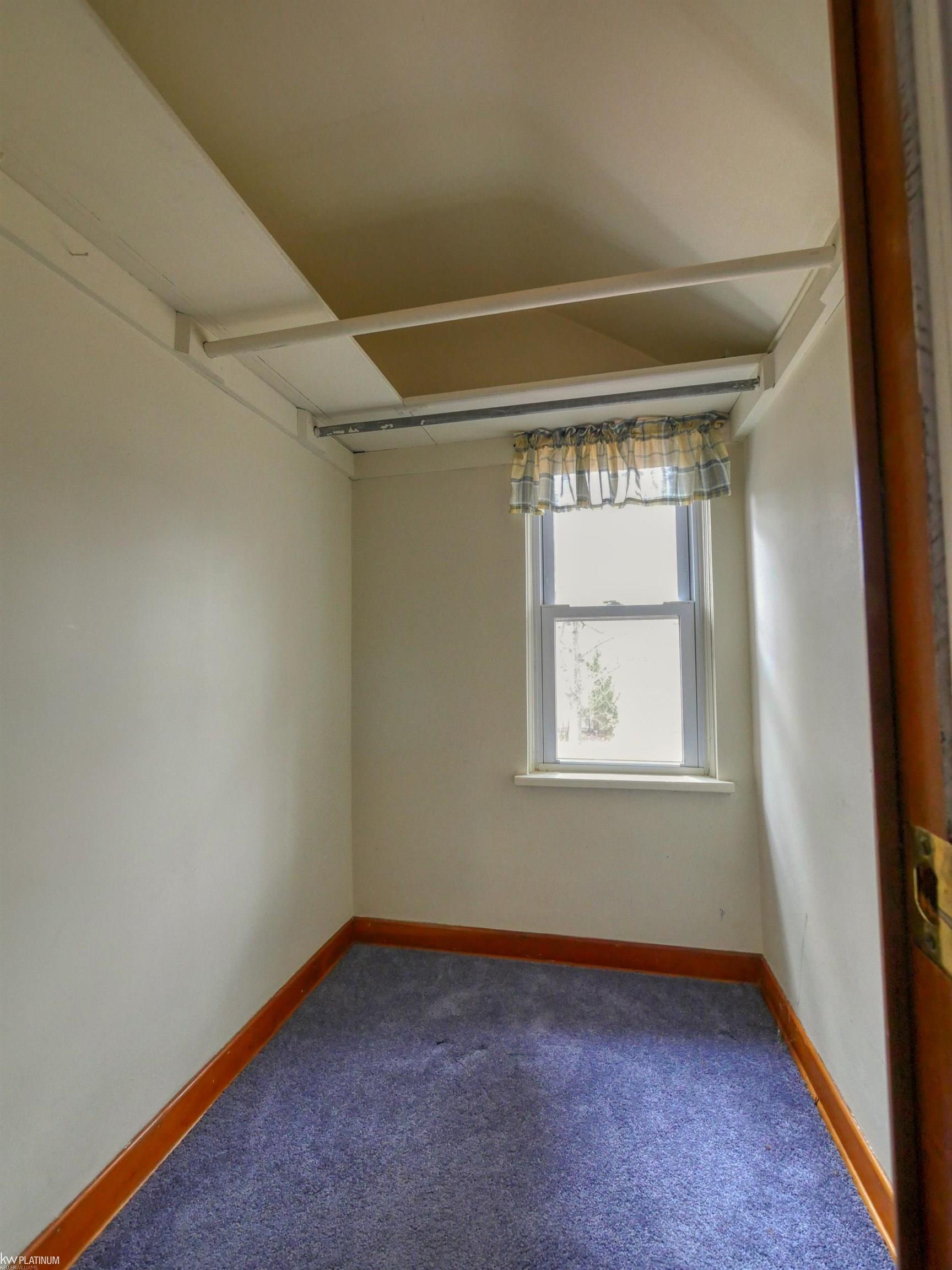 8564 Lakeview Avenue Lexington, MI 48450 - Photo 21 of 38 50134141-78c09f83-6133-4646-9599-43b5008e1647.JPG